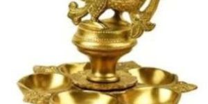 8 Inch Brass Peacock Oil Lamp