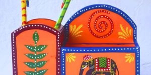 Cutrunn Wooden Desk Organizer Pen Stand