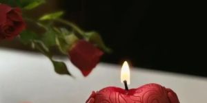 Heart in Hands Candle