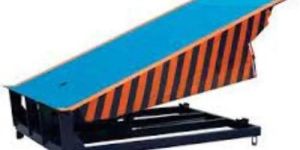 Hydraulic Dock Leveler