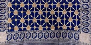 Kashmiri Woolen Shawl