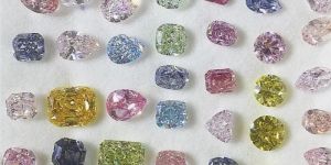 ALL FANCY COLOR ALL SHAPES SIZES CVD AND MOISSANITE DIAMOND