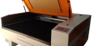 CO2 Laser Engraving & Cutting Machine