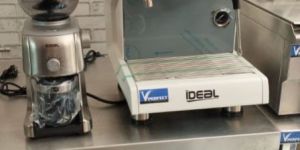 Softy Ice Cream Machine