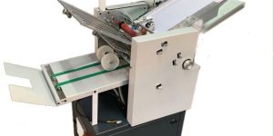 AUTOMATIC PHARMACEUTICAL LEAFLET FOLDING MACHINE 4 FOLDS INDIA MAKE