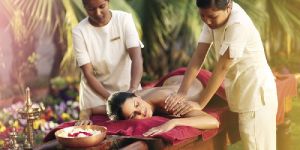Ayurvedic Hot Oil Massage