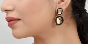 0122INSH23-2799 Ladies Gold Plated Black Handcrafted Drop Earrings