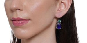 SH15-2207 Blue Silver Toned Oxidised Square Studs