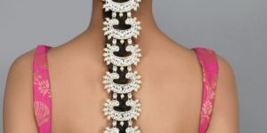 SH28-SK-HA-3420 Gold Toned Kundan Pearl Chotis