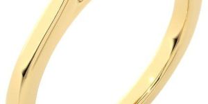 Round Shape Diamond Gold Ring