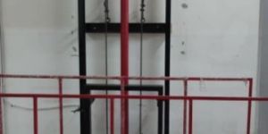 Hydraulic Goods Lift