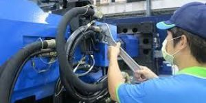 Injection Moulding Machine Repair Service