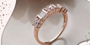 Ladies Diamond Engagement Ring