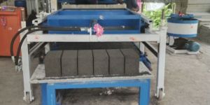 Concrete Hollow Block Making Machine