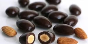 Dark Chocolate Coated Almonds