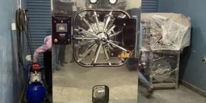 300 Ltr. Horizontal Autoclave