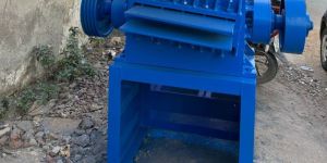 Plastic Scrap Square Shape Grinder Machine