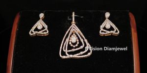 Modern EdgeSleek Triangulate Sparkle Natural Diamond PendantandEarrings