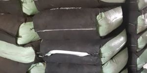 Black Colour Side Green Carbon Packing
