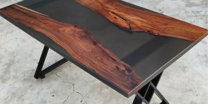 Epoxy Table Transparent Black