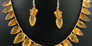 Natural Citrine Carving Leaf Necklace Set