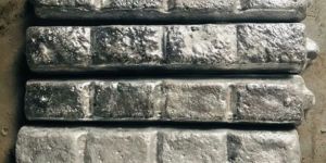 Aluminum Ingots and Notch Bars