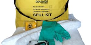 DEMEANOR Oil Spill Kit