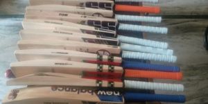 English Willow Cricket Bat