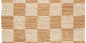 Handmade Cheakerd Jute Rug