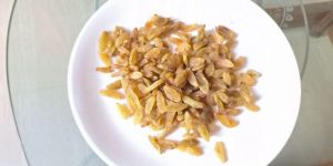 Skm 80 Golden Long Raisins