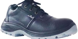 Aero Striker Safety Shoes