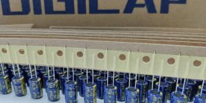 470 MFD - 16 VDC Electrolytic Capacitor