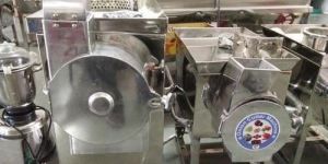 Onion Cutting Machine