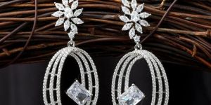 925 Sterling Silver Delicate Oval Dangles Earring