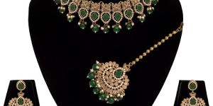 Tilak Elegance Floral Pearl Reverse AD Necklace Set