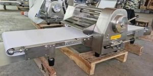 Electric Dough Sheeter Machine