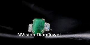 Verdant Halo Natural Green Emerald Lab Grown Diamond Ring