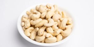 Whole W320 Cashew Nut
