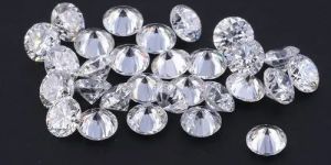 VVS Round Natural Diamonds