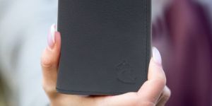 Kara Unisex Genuine Leather Black Card Holder