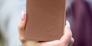 Kara Unisex Genuine Leather Tan Card Holder