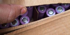 Rechargeable Li-ion Battery