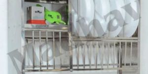 Plain 30x30 Inch Stainless Steel Kitchen Rack