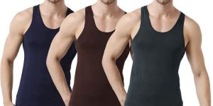 Rupa Men's Solid Regular Fit Vest
