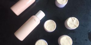 Hand made Foundation With SPF 15 & Skin Whitening B, Cream