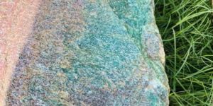 Green Aventurine Rough Stone