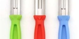 Plastic Handle Stainless Steel Potato Peeler Set