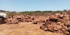 Red Bauxite Lumps