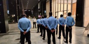 Shopping Complex Security Guard Services