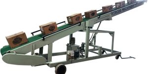 Box Loading Conveyor